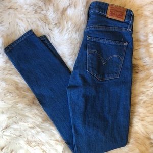 Levi’s 721 High Rise Skinny 25